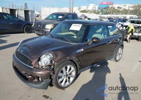 2011 Mini Cooper S z USA, uszkodzony, nr VIN WMWSV3C57BTY10548